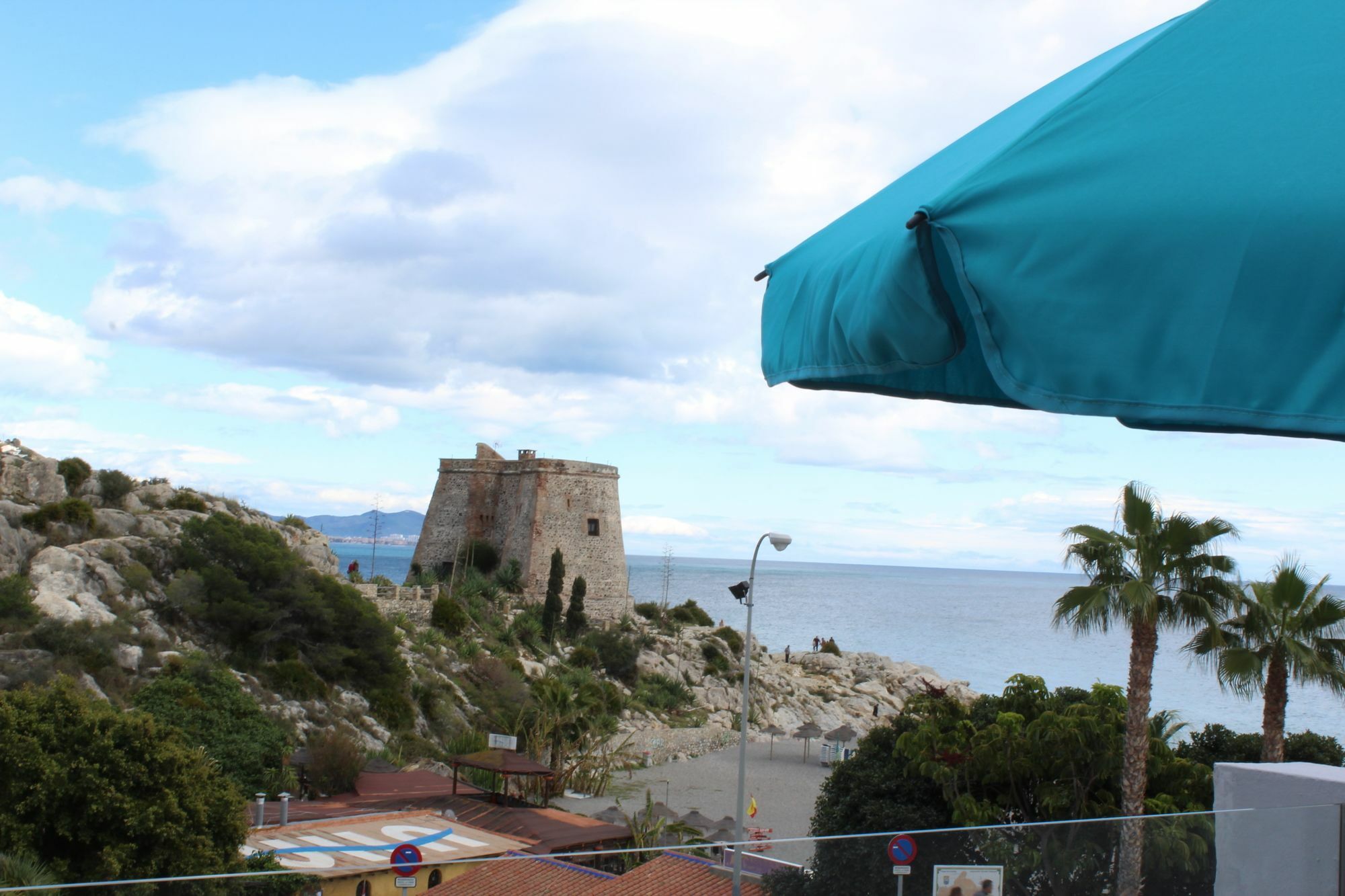 Hostal La Torre Almuñécar Exterior foto